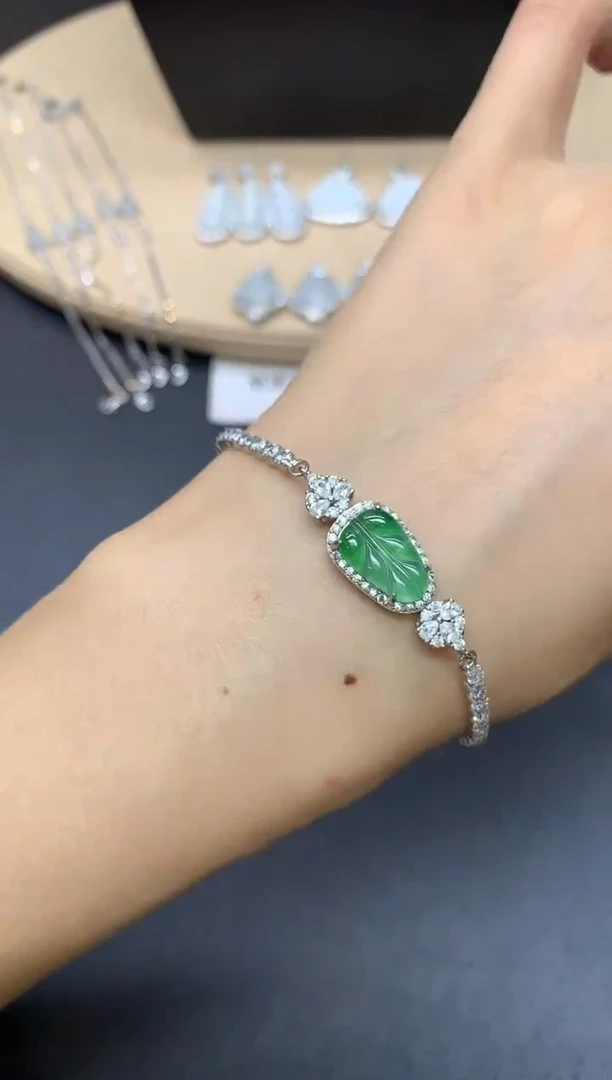 银S925镶嵌手链翡翠叶子【无服务费】
