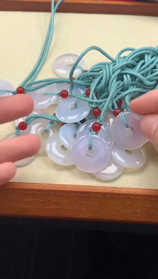 未镶嵌颈饰玛瑙/玉髓ZX140 玛瑙平安扣吊坠 多样性发其一