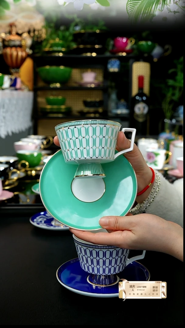 塞纳河畔杯碟---绿色