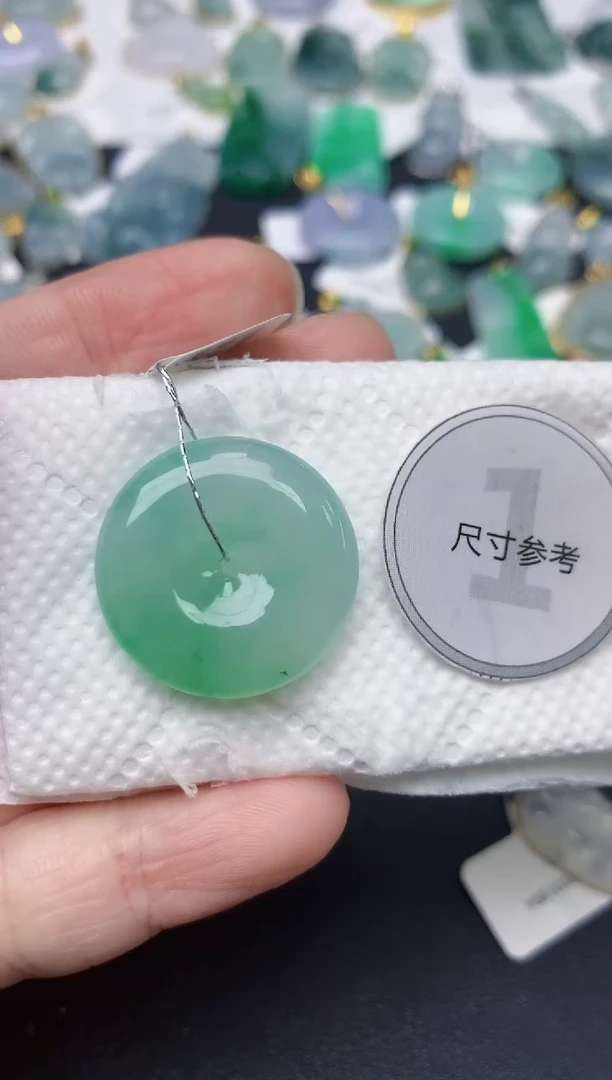 颈饰未镶嵌翡翠天然缅甸A货翡翠