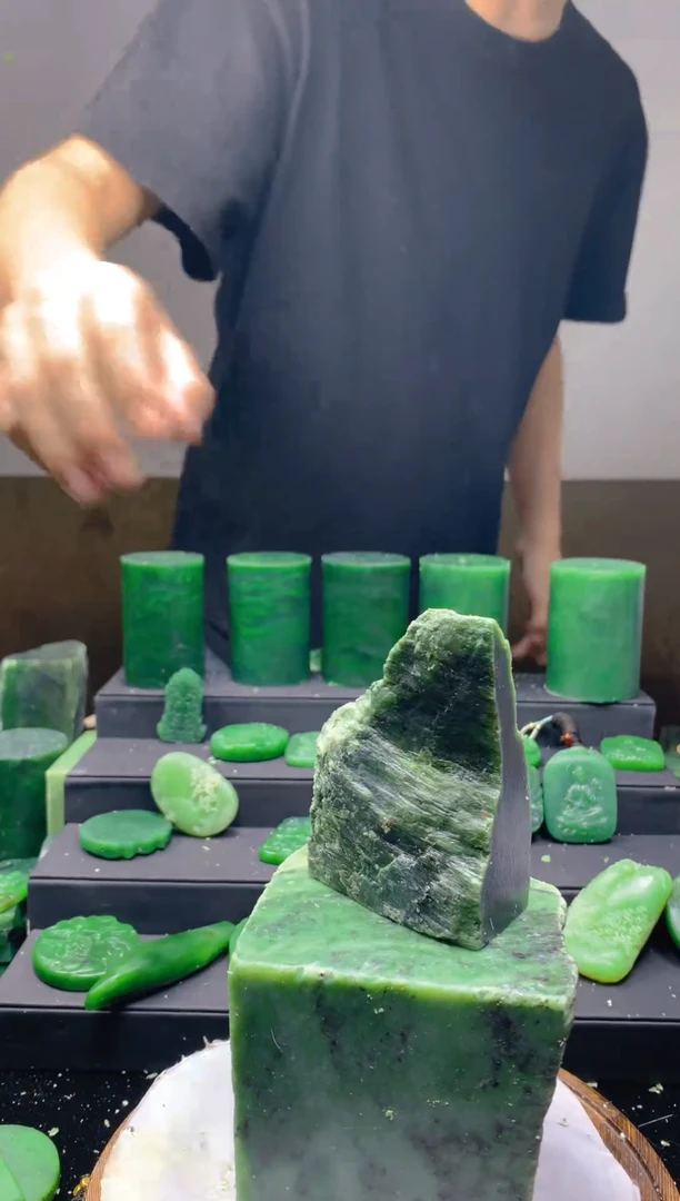 未镶嵌和田玉珠宝半成品1