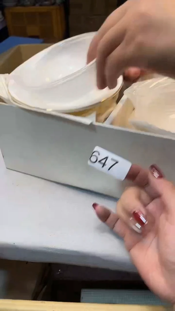 瓷片日*央hhhhhhhhhhhh