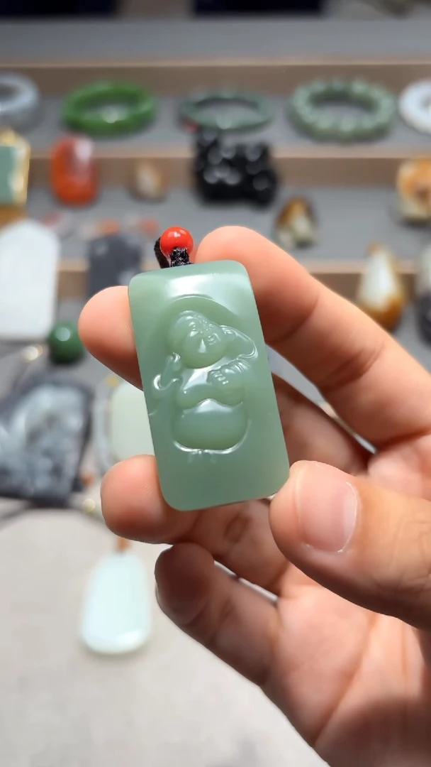 颈饰未镶嵌和田玉碧玉毕业佛