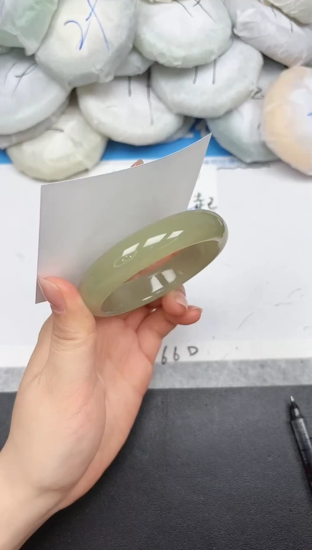 未镶嵌手镯石英质玉A267/54.4