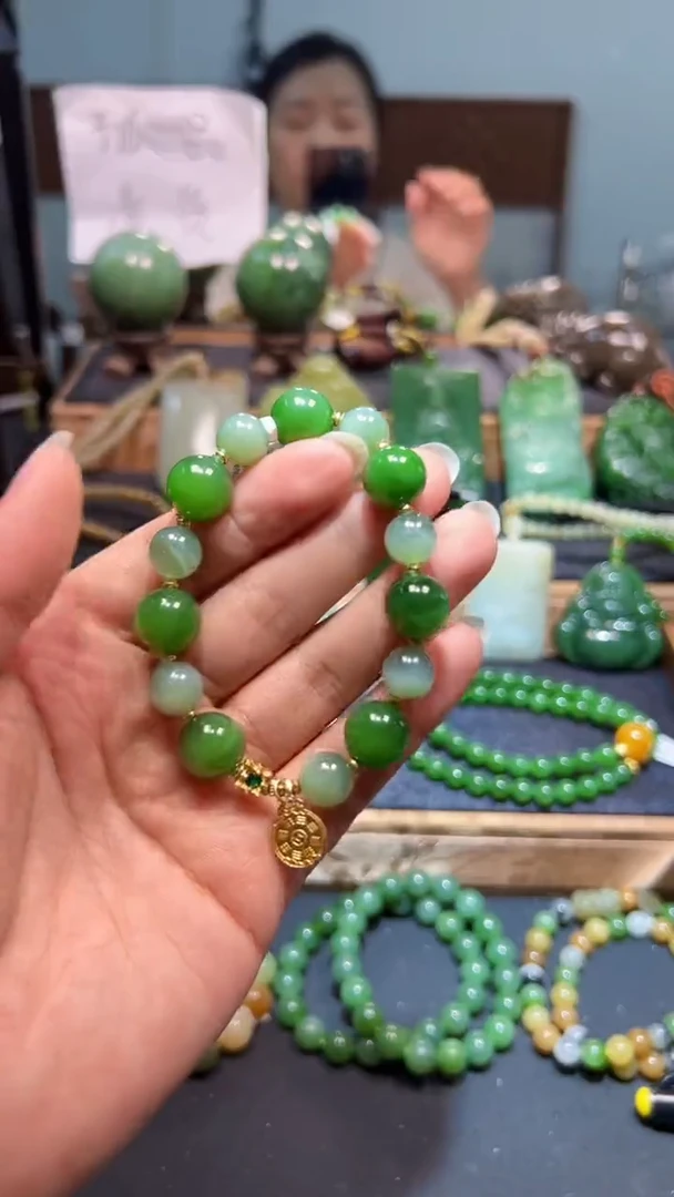 未镶嵌手串和田玉（碧玉）1