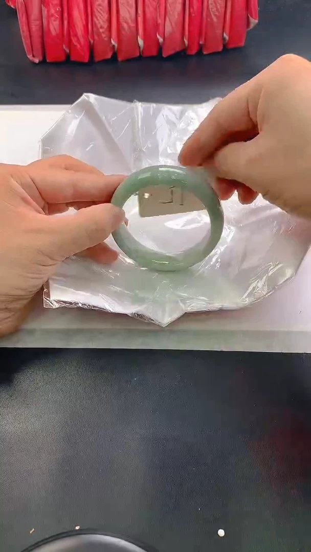 未镶嵌手镯翡翠193
