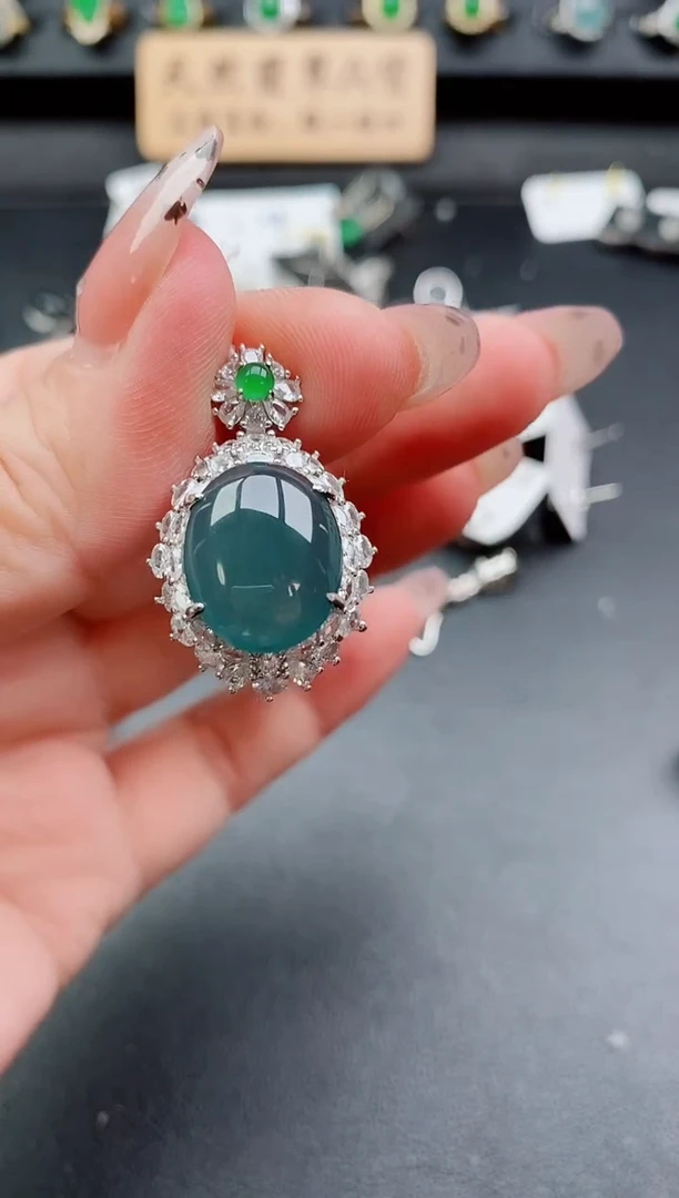 吊坠(赠链)银S925镶嵌翡翠1