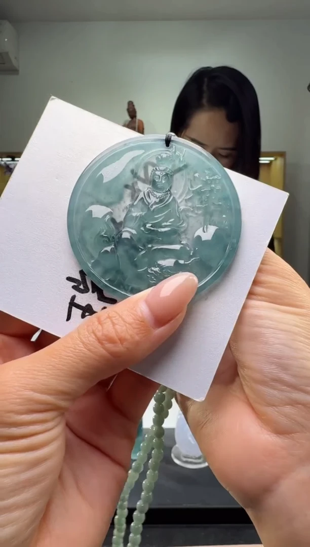 吊坠(赠链)未镶嵌翡翠文殊（多样性发其一）