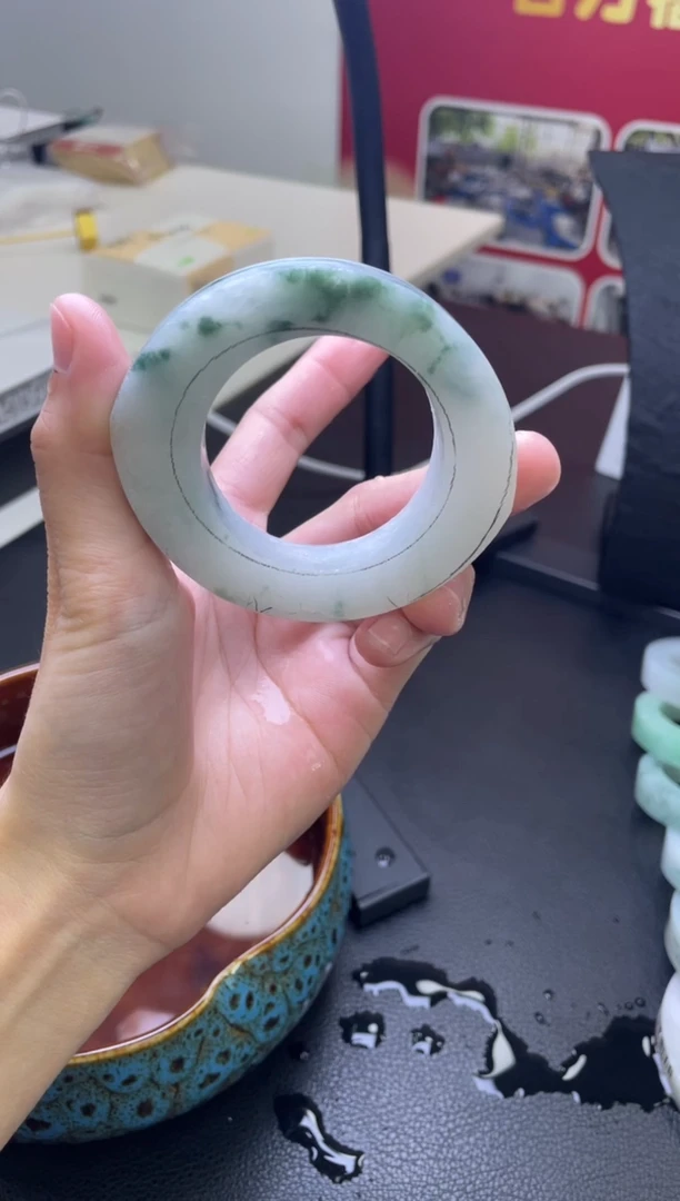 【闪购商品】定制翡翠手镯未镶嵌定制手镯