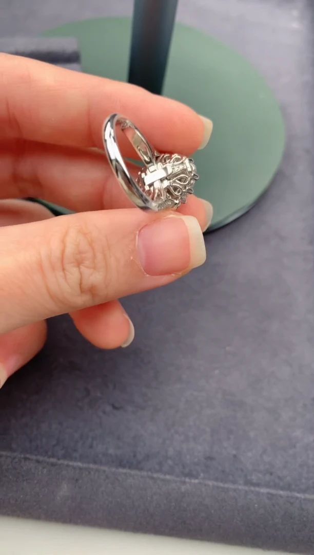 18K金镶嵌戒指/指环钻石1ct黄钻 定制 DG