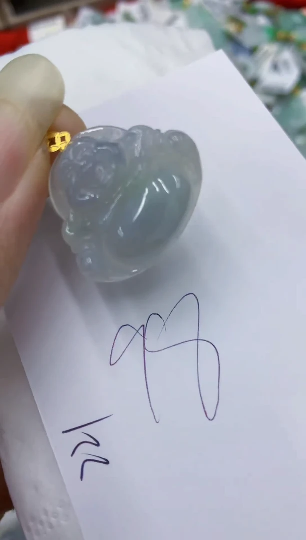 翡翠18K金镶嵌颈饰111111111111
