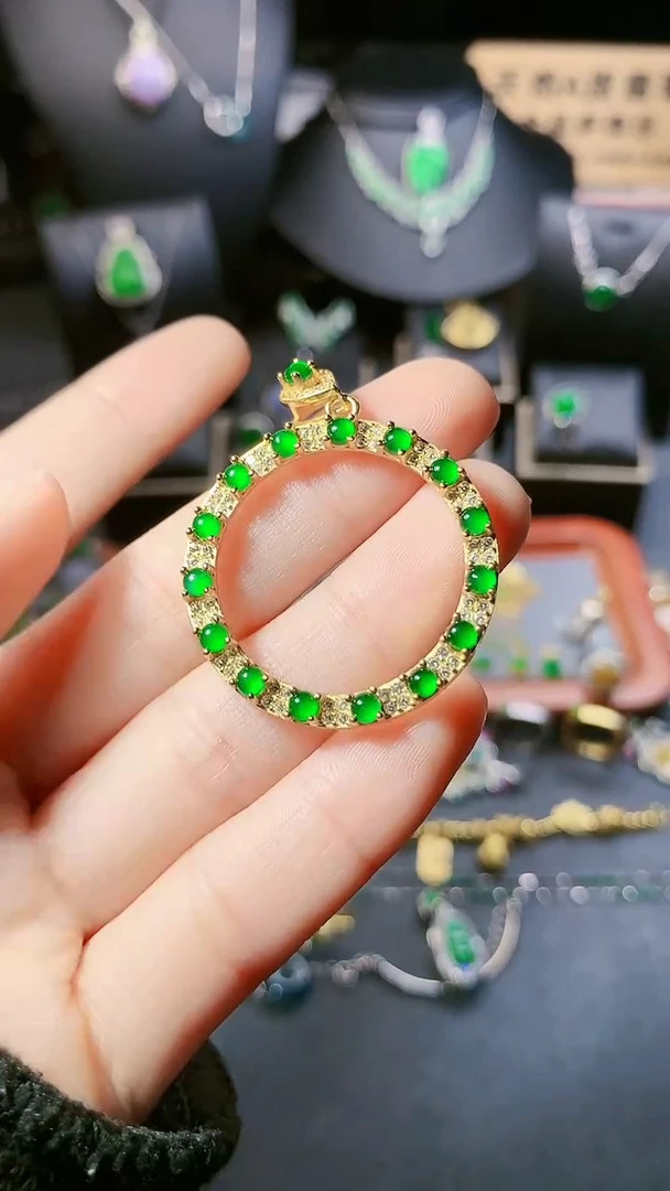 【闪购商品】翡翠吊坠(赠链)银S925镶嵌吊坠