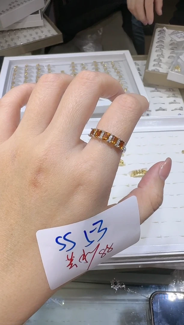 【闪购商品】水晶戒指银S925镶嵌多样性发一SS53