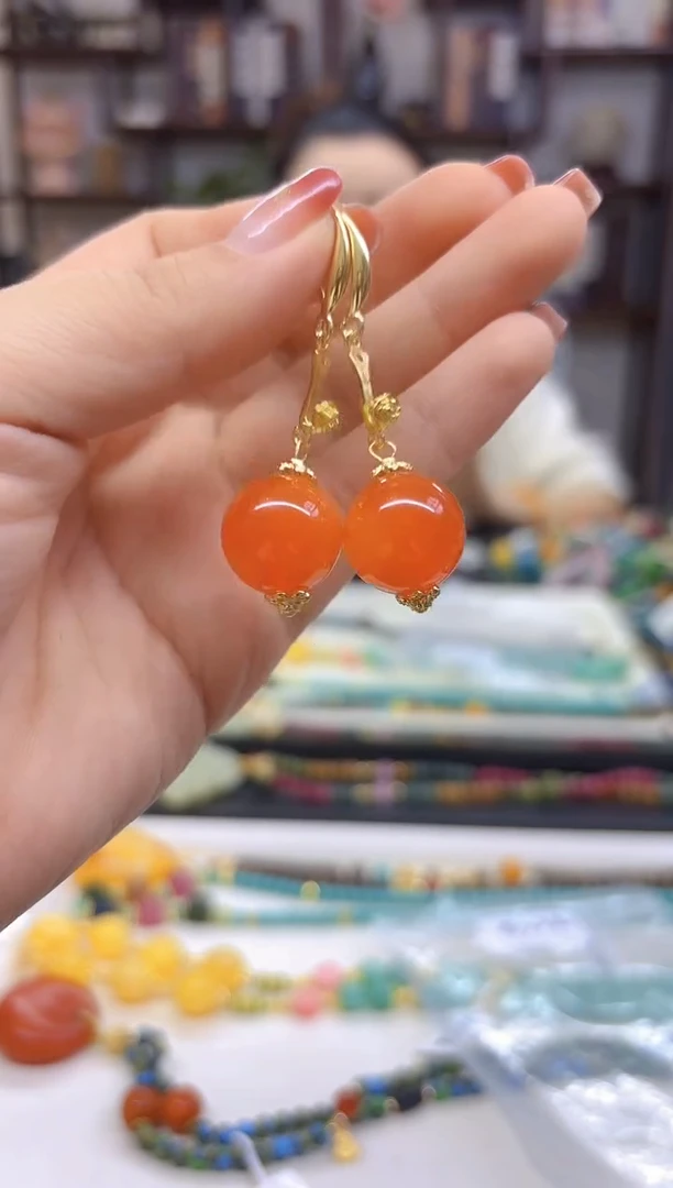 【闪购商品】蜜蜡耳饰14K金镶嵌耳坠E722