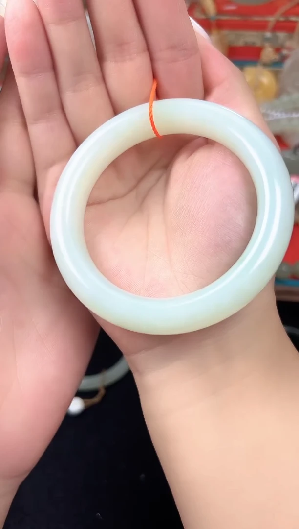 未镶嵌手镯和田玉俄料白玉手镯 57mm