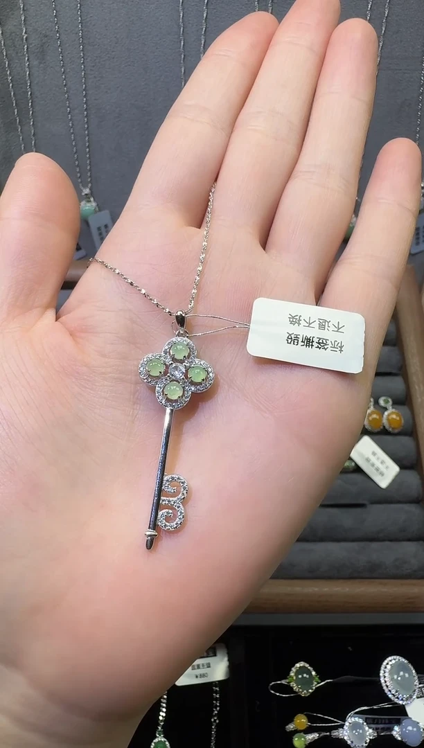 银S925镶嵌戒指翡翠翡翠吊坠6