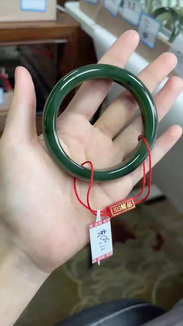 未镶嵌手镯和田玉57