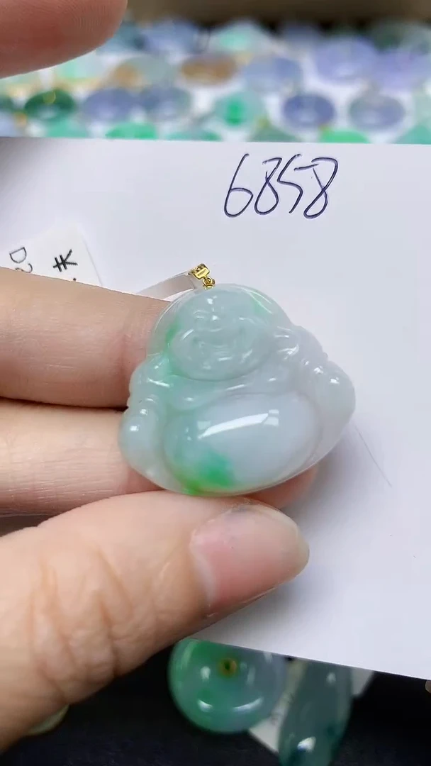 翡翠18K金镶嵌颈饰 天然缅甸翡翠A货
