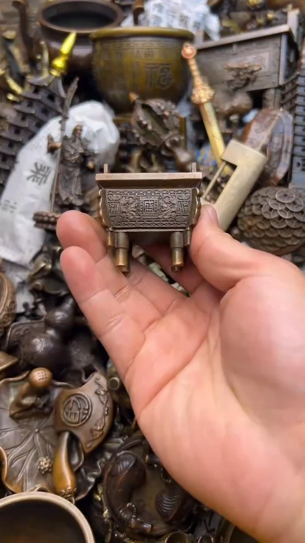 精美铜器，点击下单