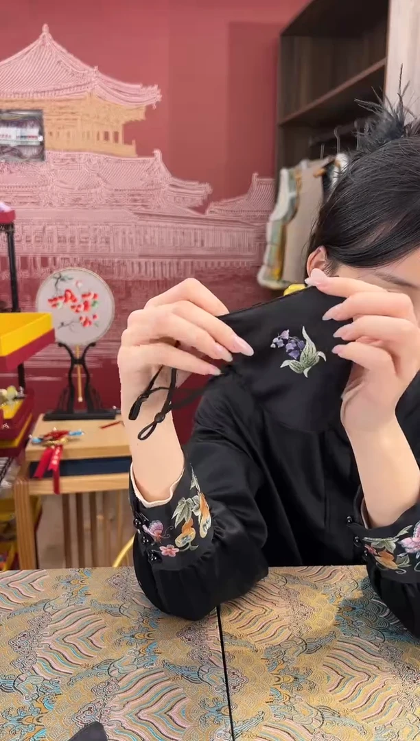 【闪购商品】刺绣 苏绣手工刺绣100桑蚕丝面罩