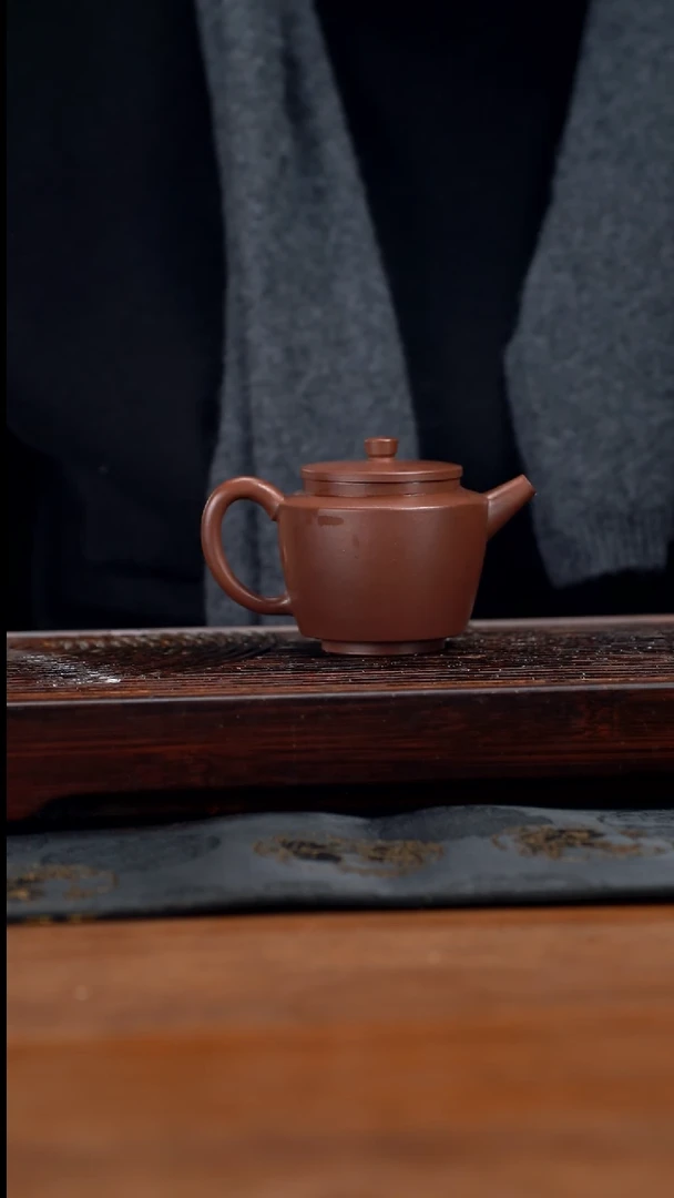 【闪购商品】紫砂茶壶160cc黄龙山原矿紫泥折肩宫灯42