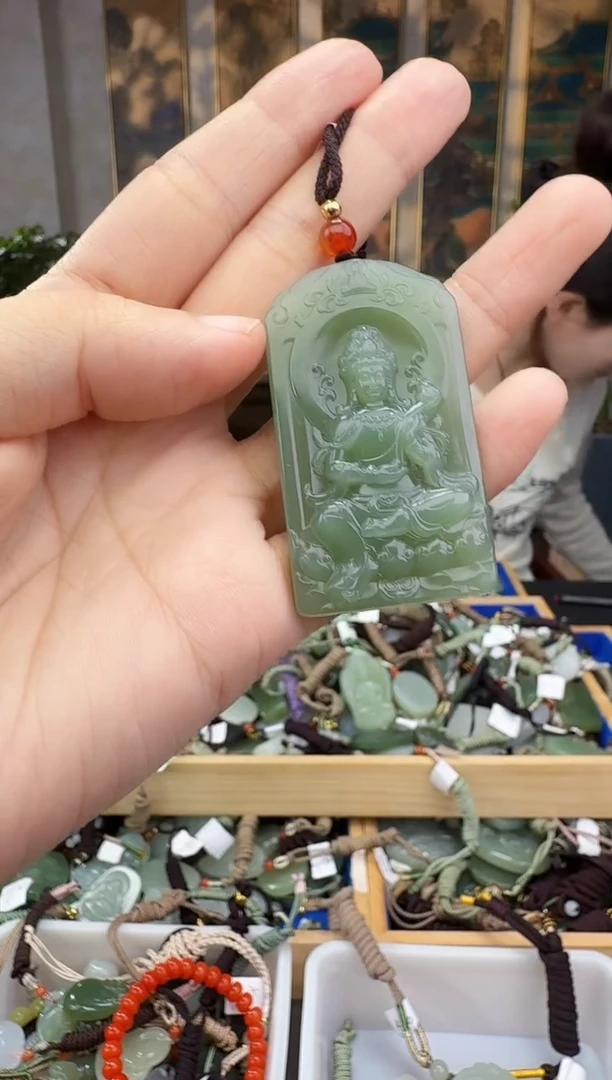 未镶嵌和田玉挂件拍一发一