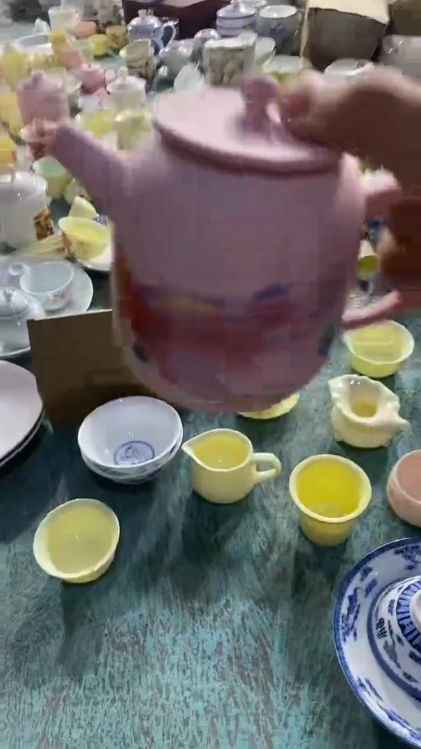 摆件陶红稀土鱼茶壶