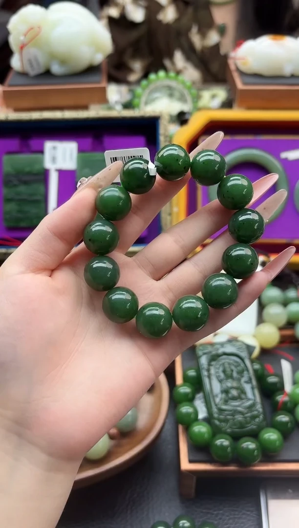 未镶嵌手串和田玉董小姐推荐 多样性发货 拍一发一xjbyz16