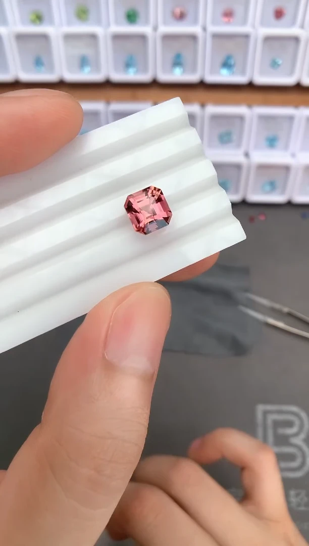 未镶嵌裸石定制碧玺3.24ct 012