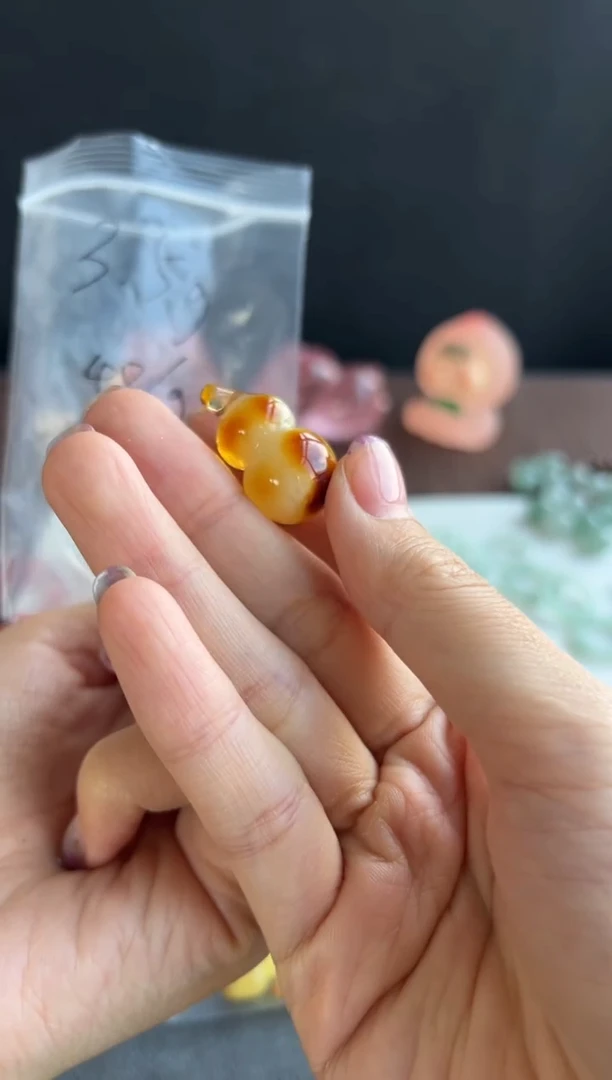 蜜蜡颈饰未镶嵌619买断