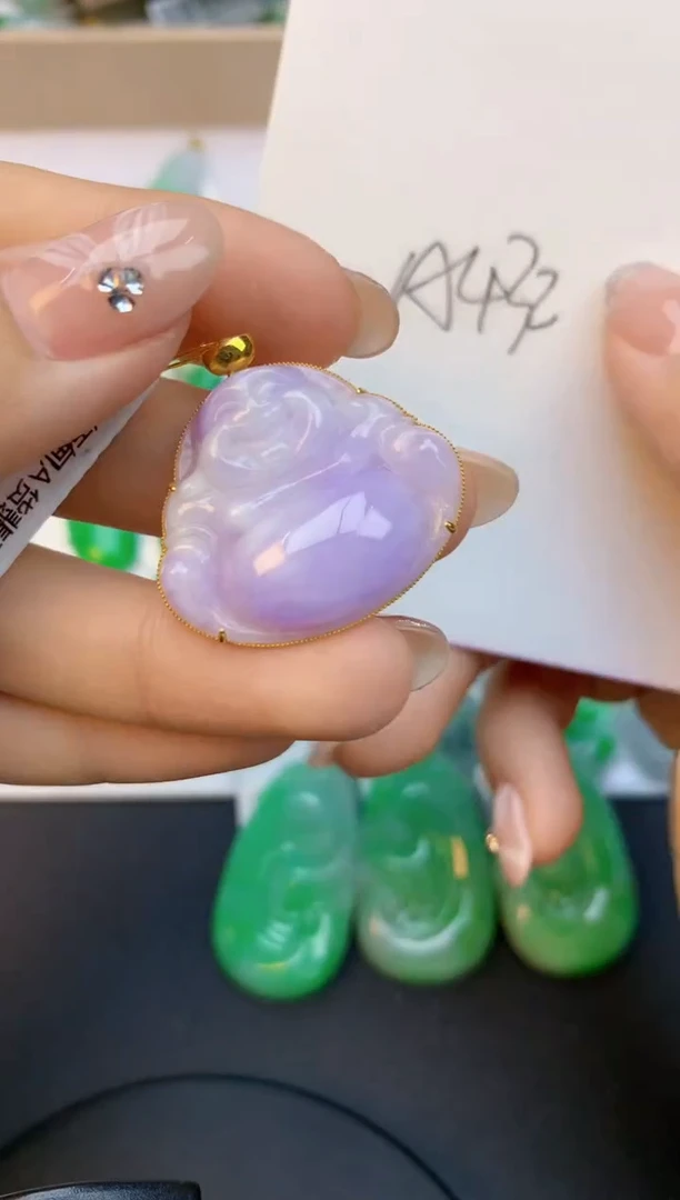 颈饰18K金镶嵌翡翠天然缅甸a货翡翠百元以上9元证书费自理