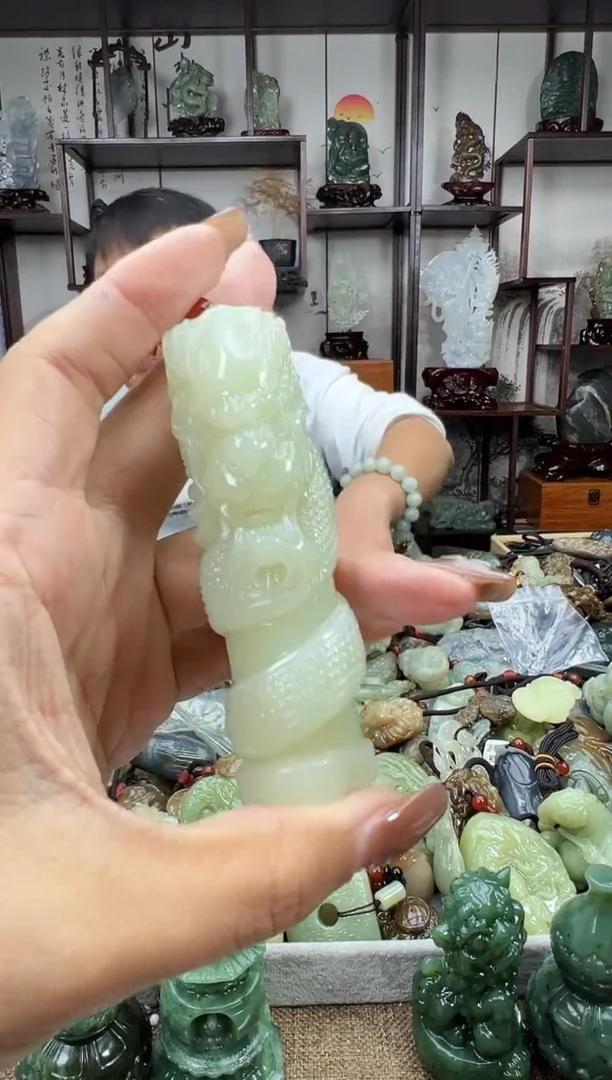 未镶嵌和田玉把件1