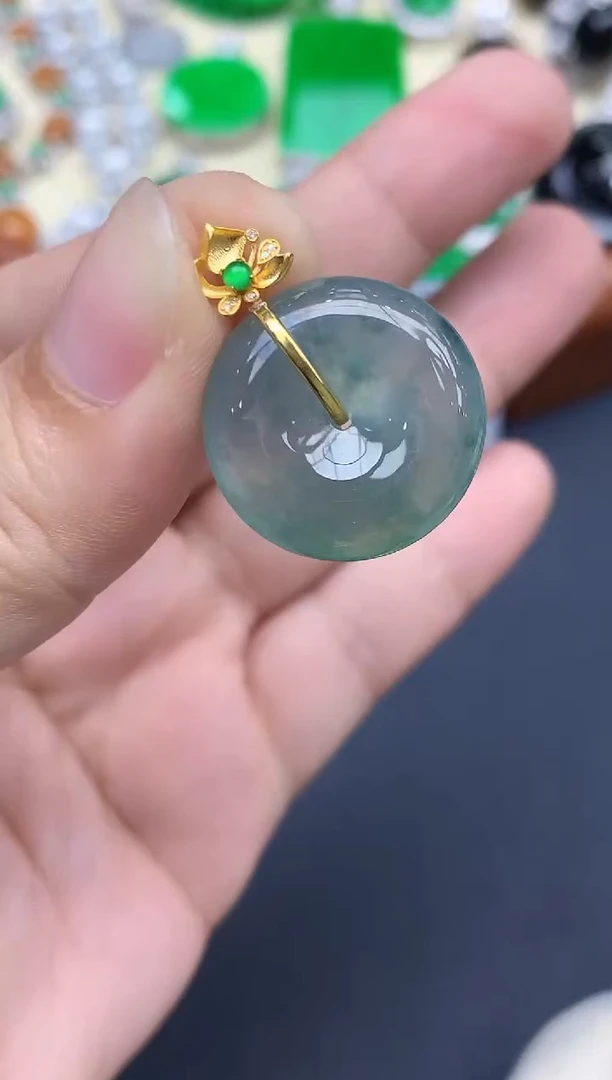 颈饰18K金镶嵌翡翠南*282-中国好珍宝