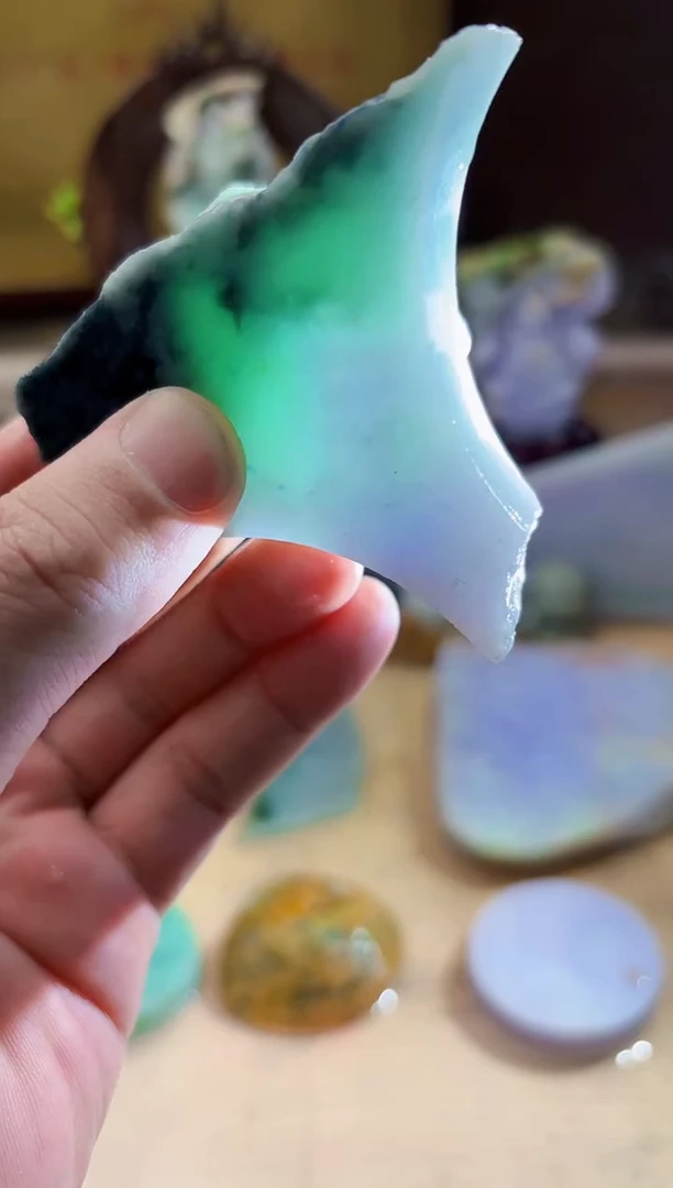 翡翠挂件未镶嵌A货张麦1601