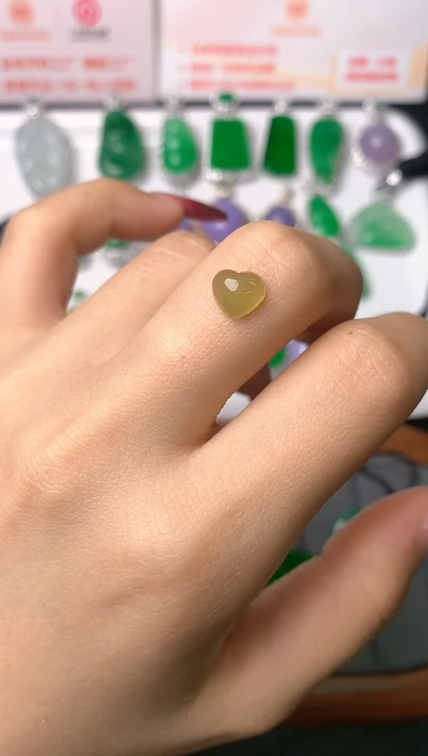 【闪购商品】定制翡翠未镶嵌裸石（镶嵌定制）