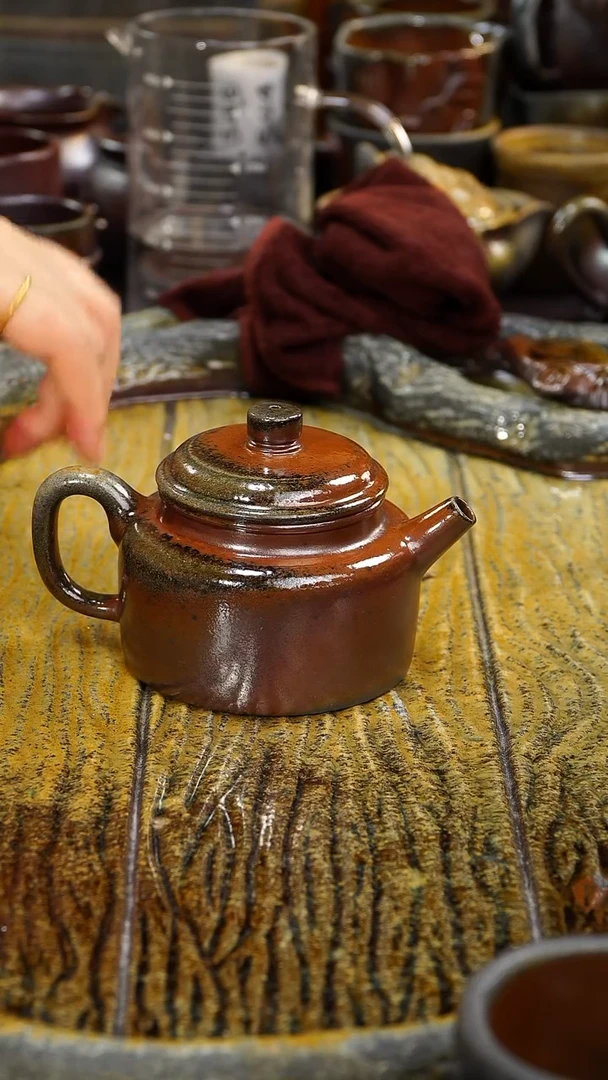 茶壶紫砂零化工釉，天然灰落