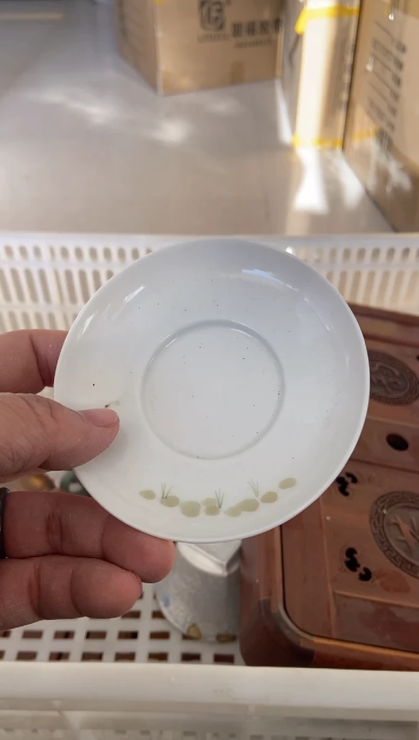 杯无运费险有瑕疵的摄影的产品有使用过的痕迹有点脏介意勿拍