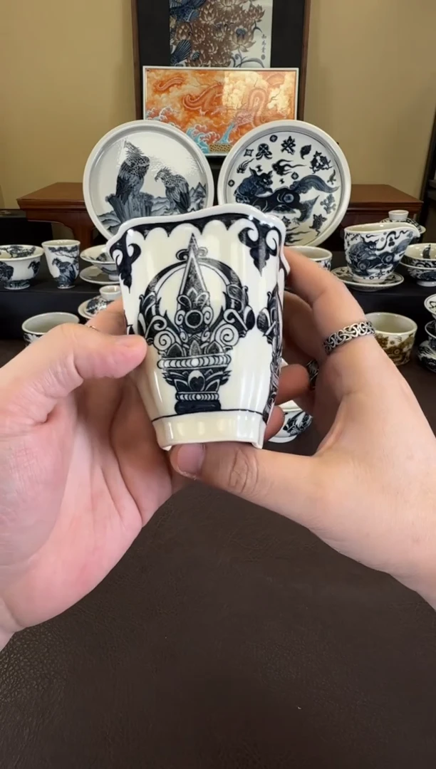 二号釉金刚杵纹公道杯
