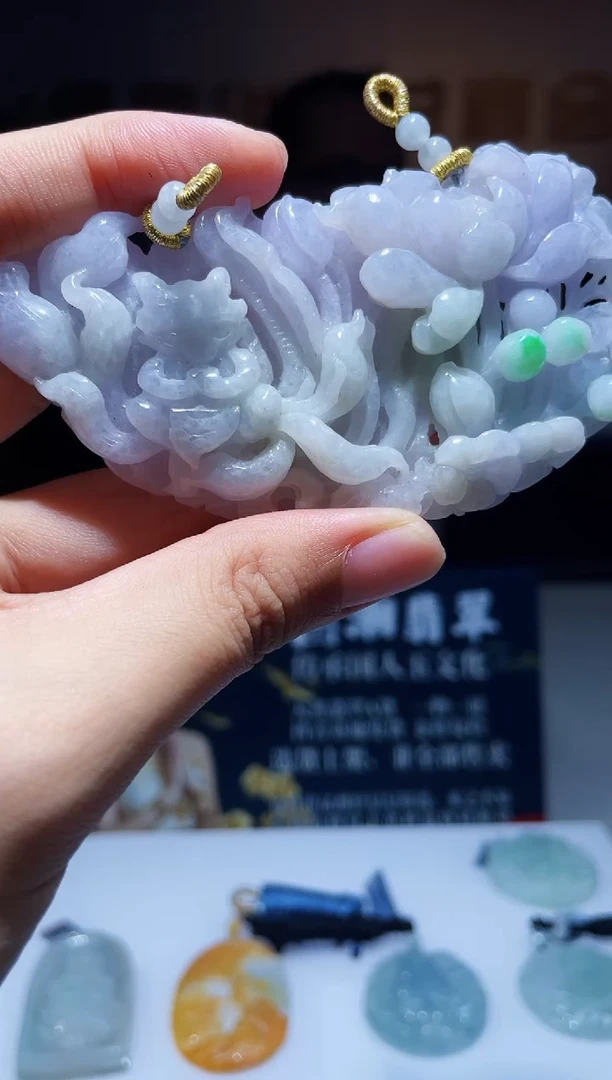 翡翠未镶嵌颈饰M-@@MDGC81307