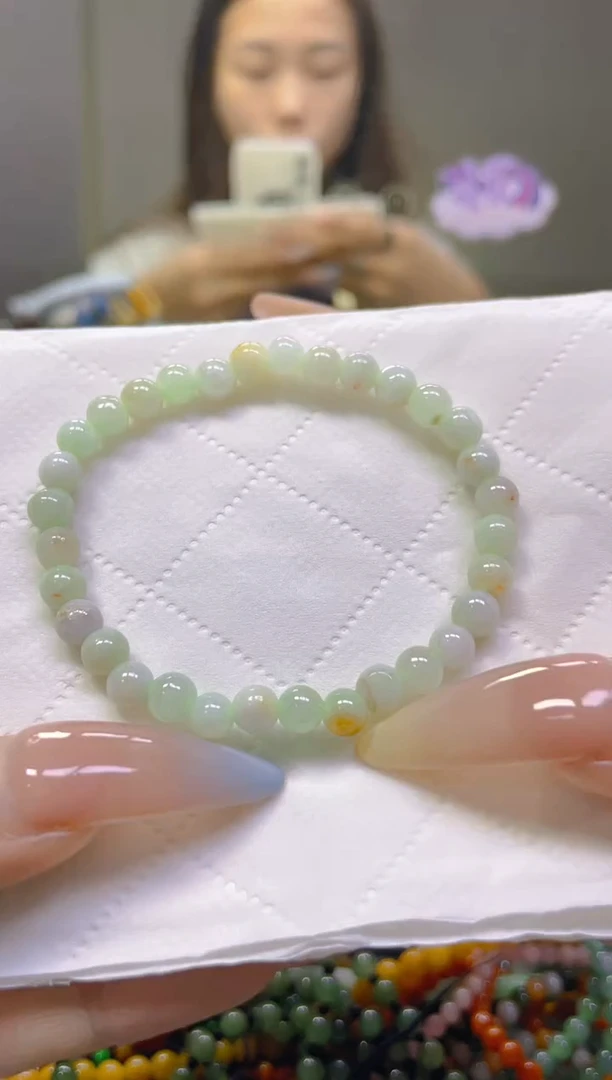 翡翠未镶嵌颈饰5MM/Q/翡翠A货，一件也是批发价