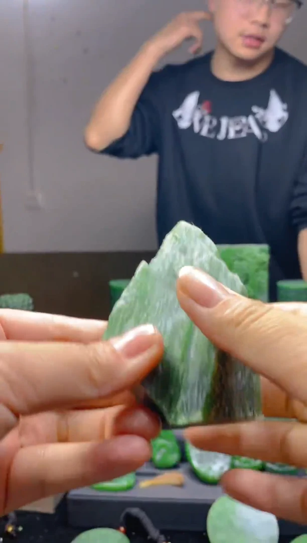 未镶嵌和田玉珠宝半成品1