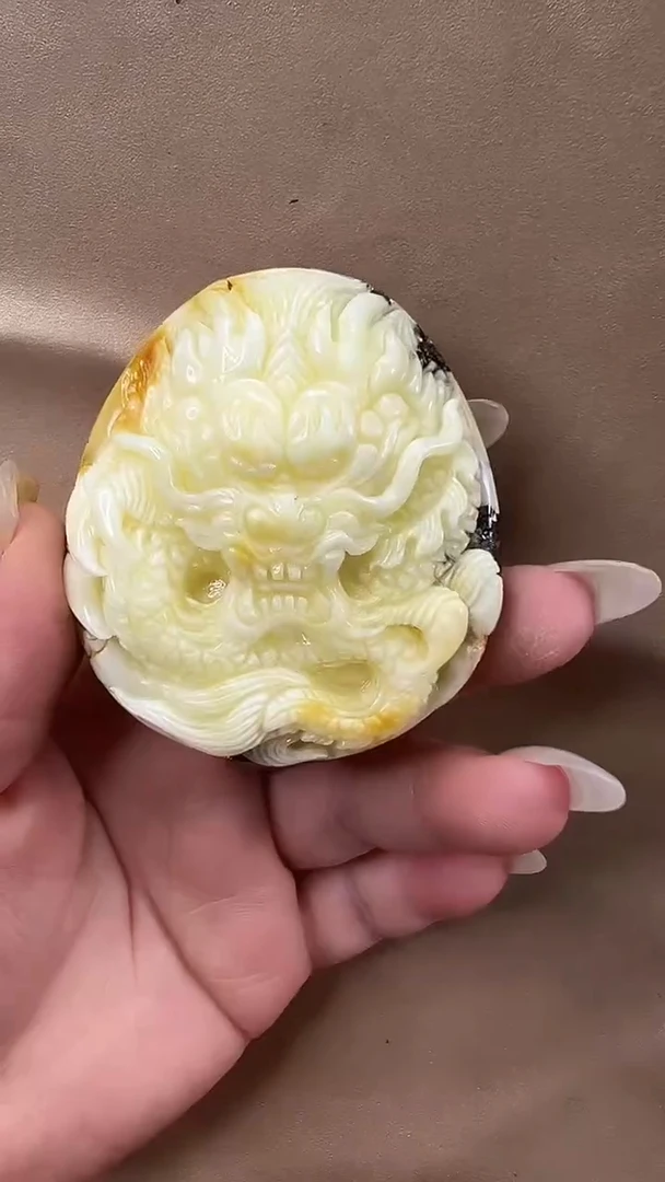 琥珀颈饰未镶嵌吊坠