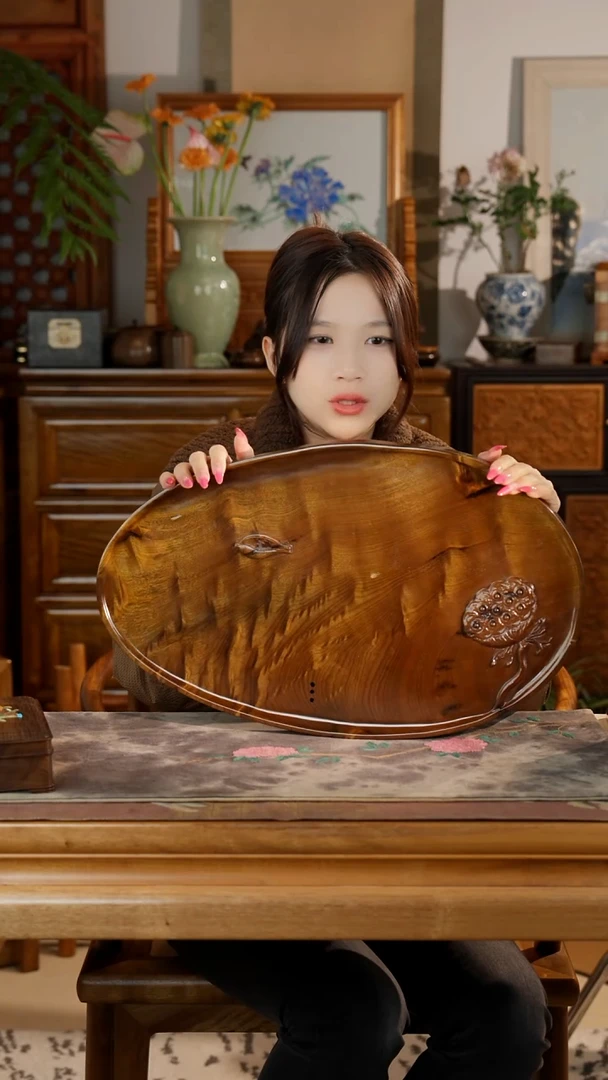 金丝楠乌木水波纹莲子茶盘