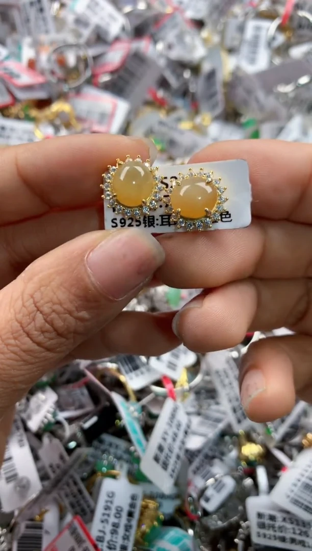 银S925镶嵌戒指翡翠888    3