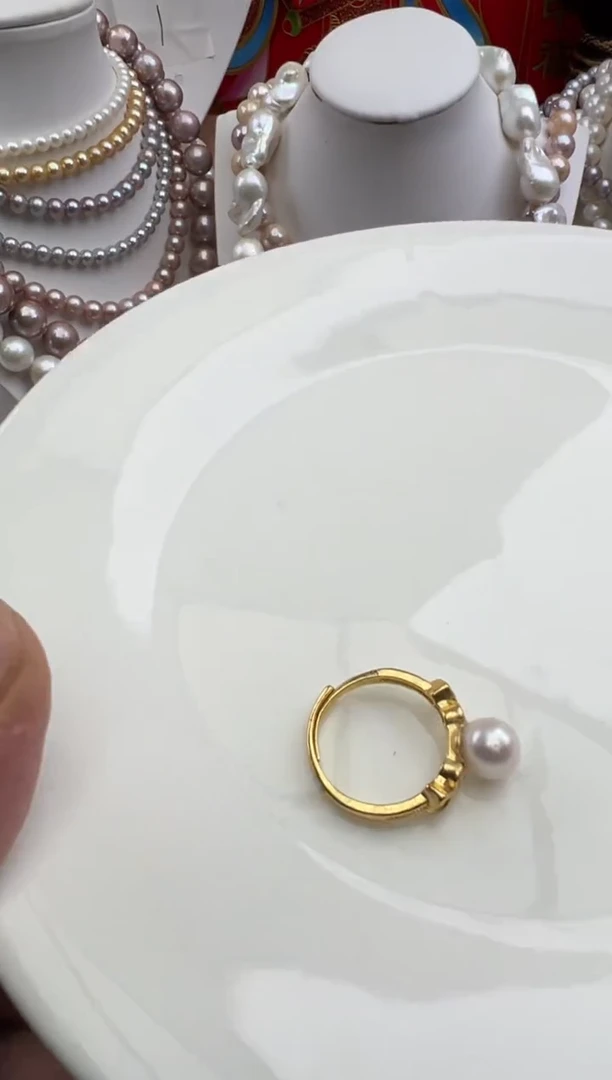 淡水珍珠未镶嵌颈饰1