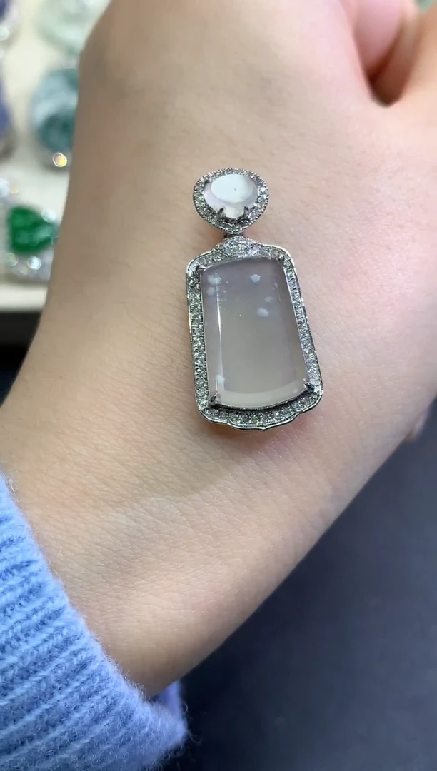 【闪购商品】翡翠颈饰18K金镶嵌B61   多样性一件发货