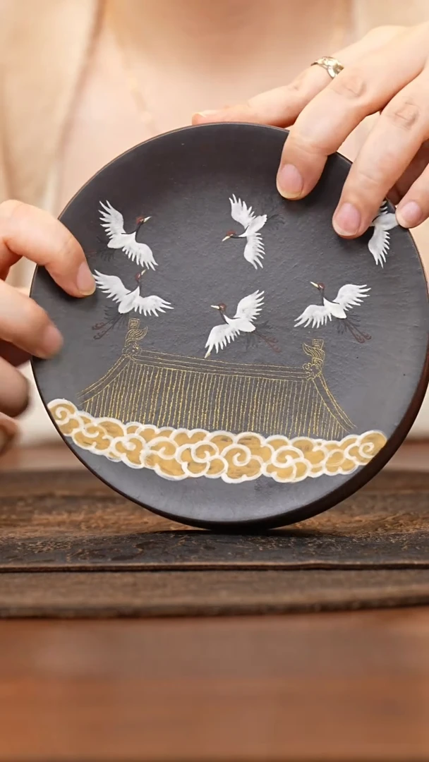 紫砂茶叶罐朱泥泥绘瑞鹤图醒茶罐