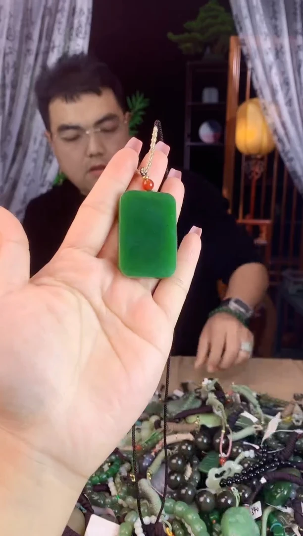 【闪购商品】和田玉挂件未镶嵌多样性发货拍一发一