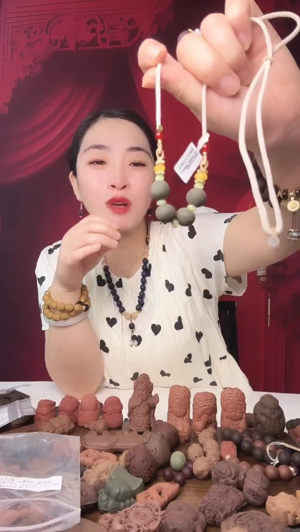 泥塑醒神冷香丸1.3光珠4颗设计锁骨链