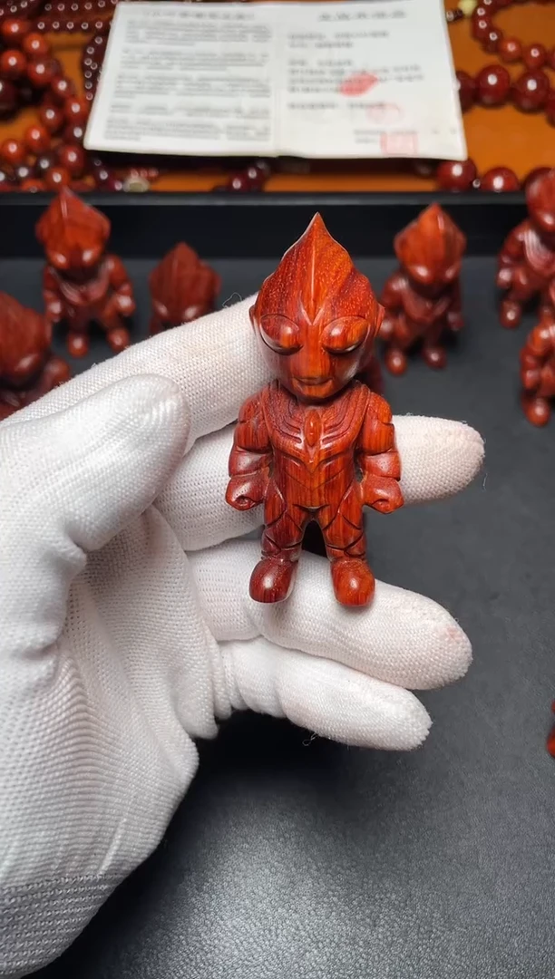 把件小叶紫檀凹凸曼